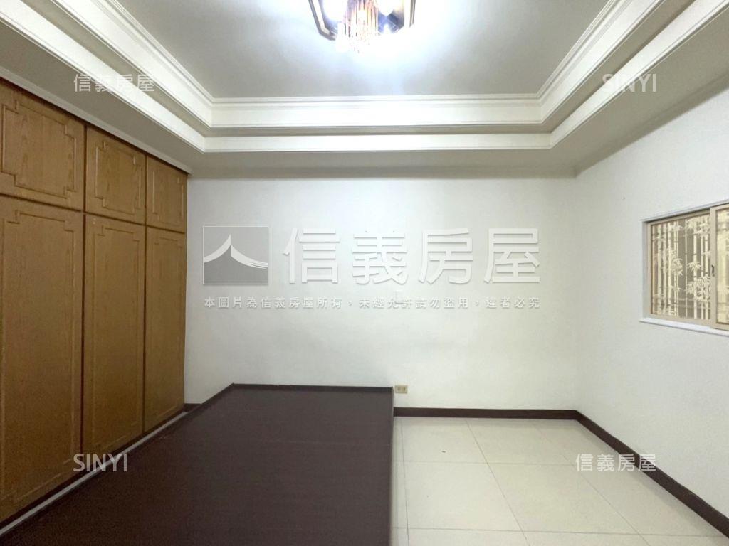 燙金幸福路黃金二樓房屋室內格局與周邊環境