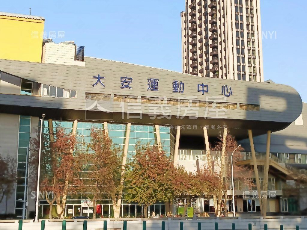 科技捷運朝南高樓校園美景房屋室內格局與周邊環境