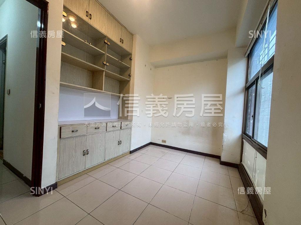 永春捷運忠孝海華邊間三房房屋室內格局與周邊環境