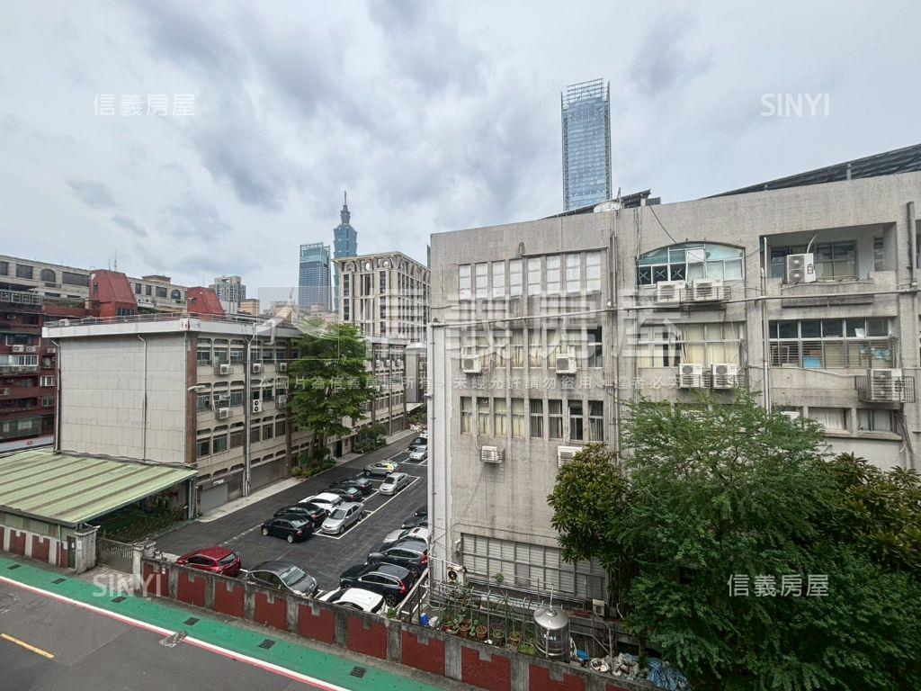 永春捷運忠孝海華邊間三房房屋室內格局與周邊環境