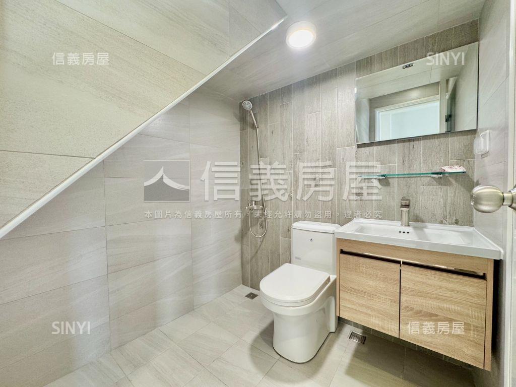 北區整新多套房車庫透天房屋室內格局與周邊環境
