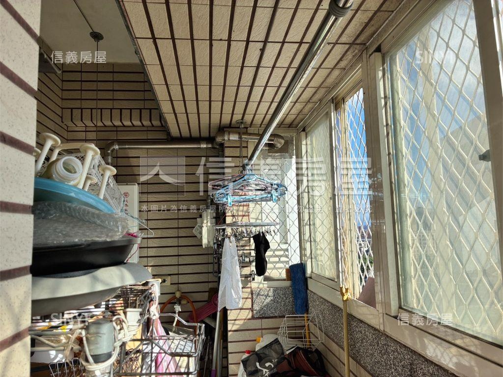 凡爾賽花園次高樓四房房屋室內格局與周邊環境