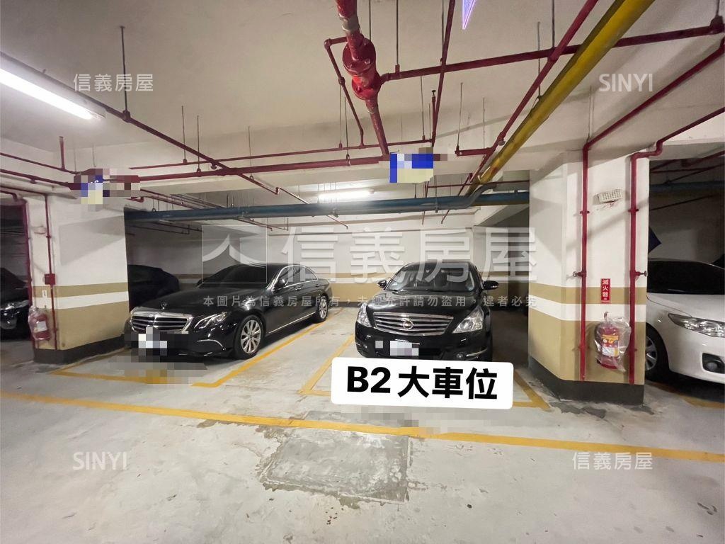 凡爾賽花園次高樓四房房屋室內格局與周邊環境