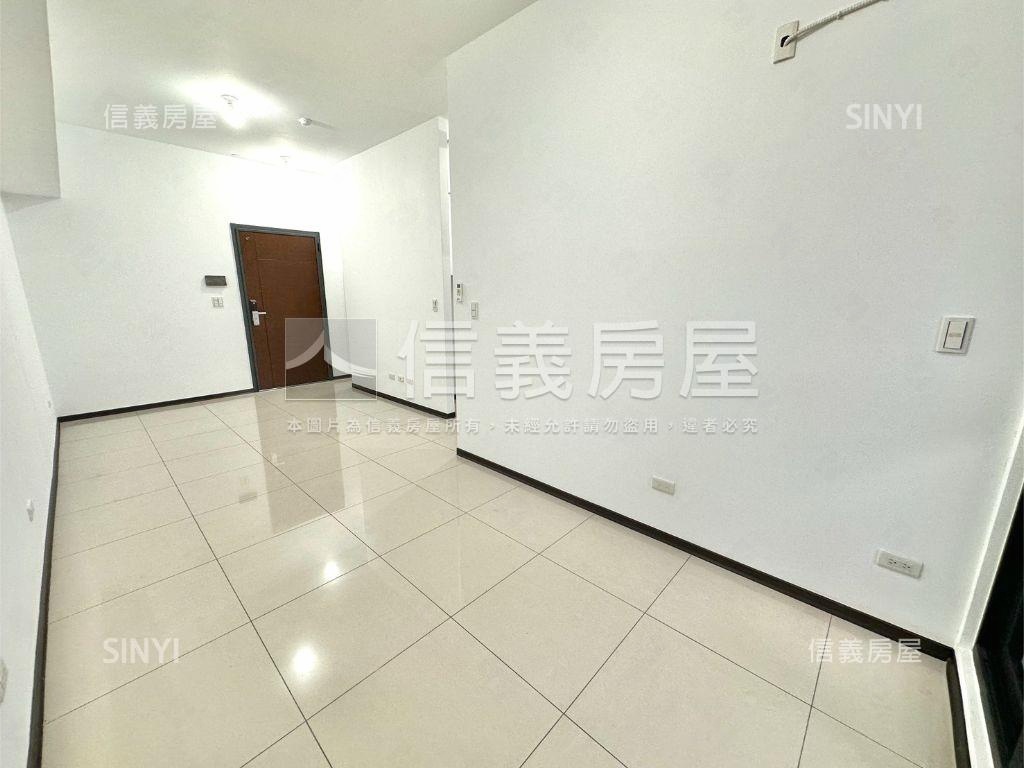 三發嵐海小資１房房屋室內格局與周邊環境