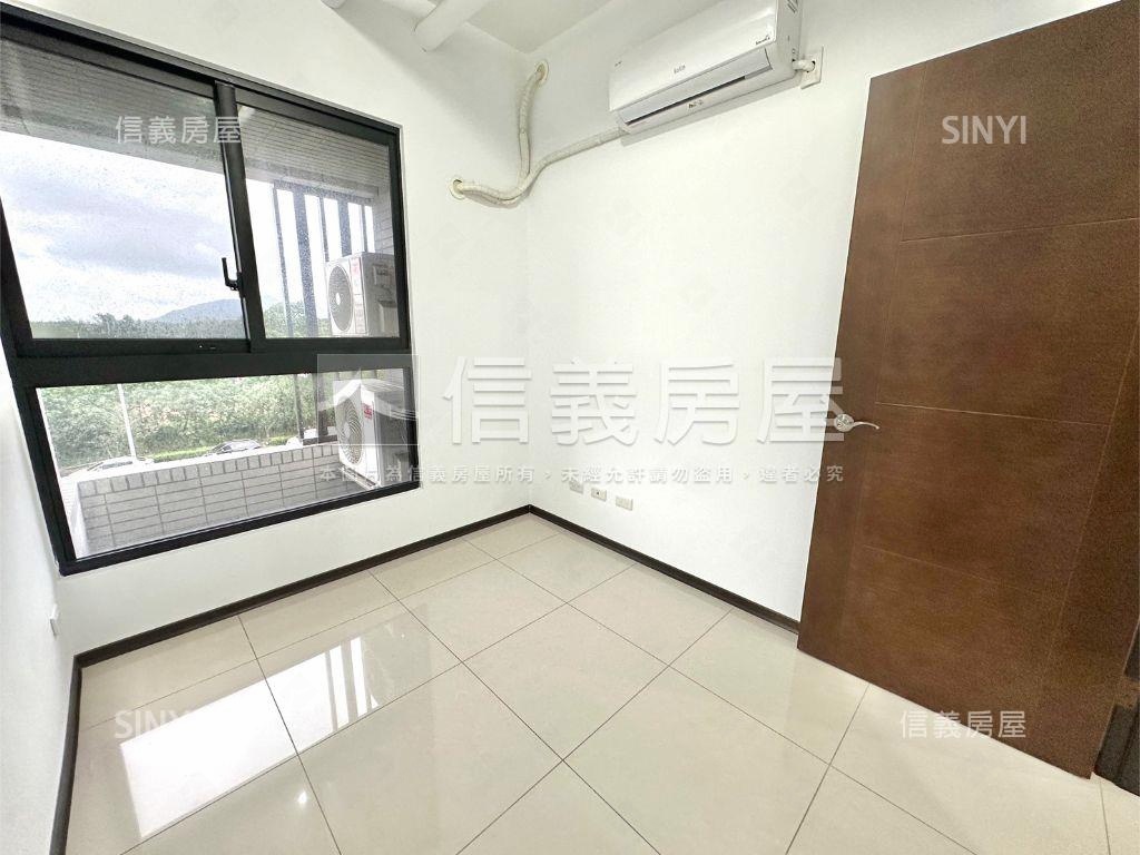 三發嵐海小資１房房屋室內格局與周邊環境