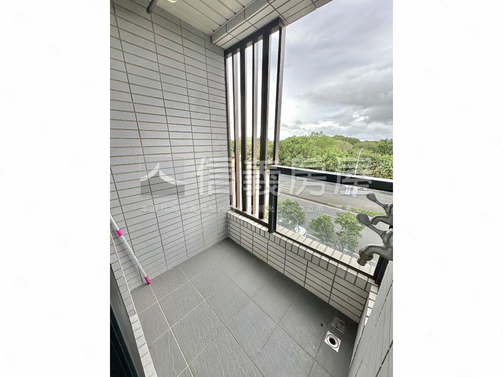 三發嵐海小資１房房屋室內格局與周邊環境