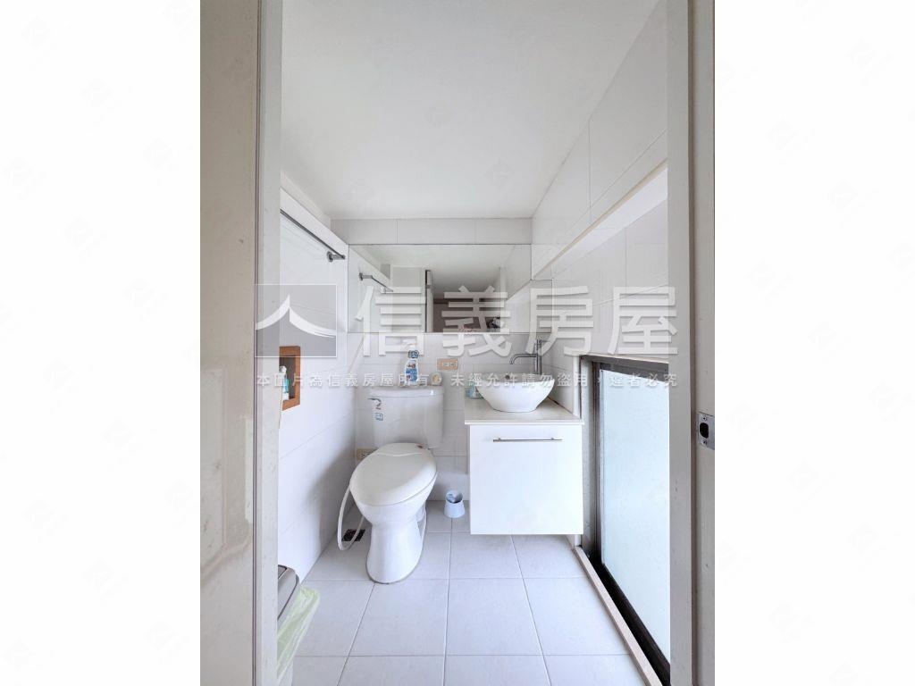 永安ＭＲＴ挑高美屋房屋室內格局與周邊環境