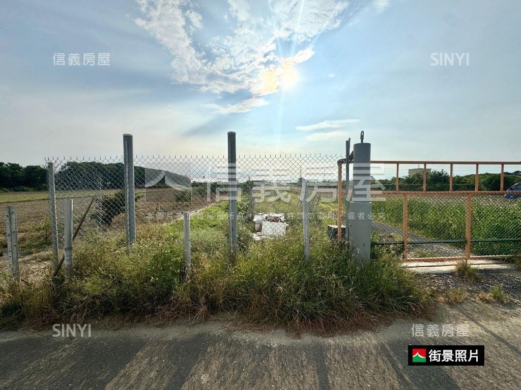胡厝寮段千坪開心農地Ａ房屋室內格局與周邊環境