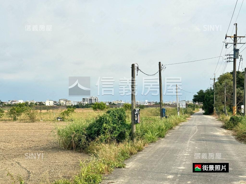 胡厝寮段千坪開心農地Ａ房屋室內格局與周邊環境