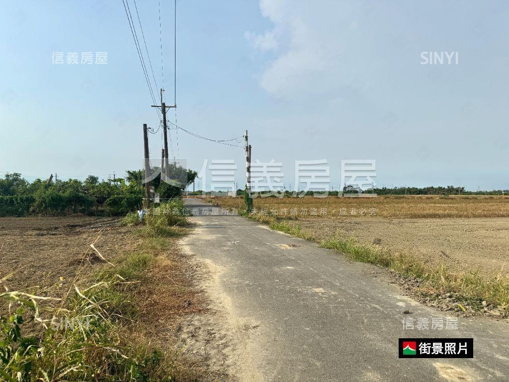 胡厝寮段千坪開心農地Ａ房屋室內格局與周邊環境