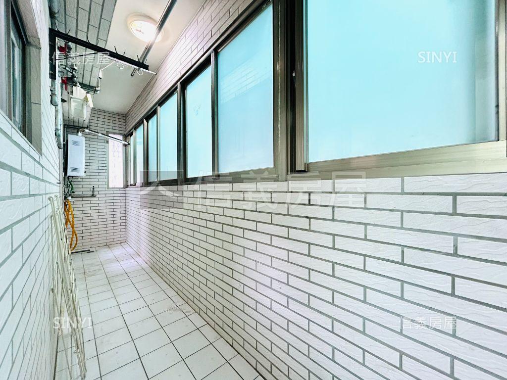 近捷運電梯兩房房屋室內格局與周邊環境