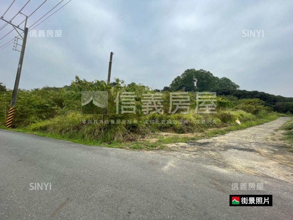 新化大坪山坡地房屋室內格局與周邊環境