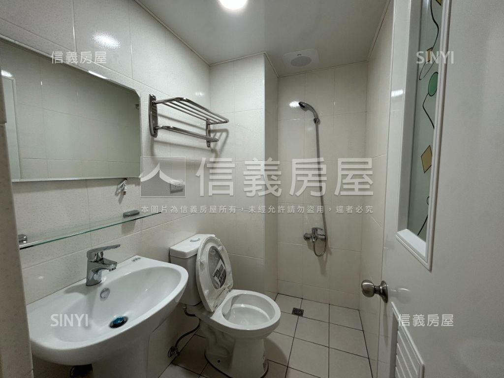 低總價★電梯美妝三房車位房屋室內格局與周邊環境