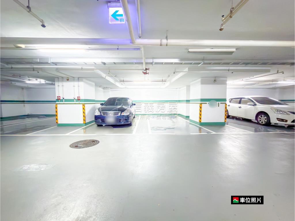 帝景苑精裝雙平車豪邸房屋室內格局與周邊環境