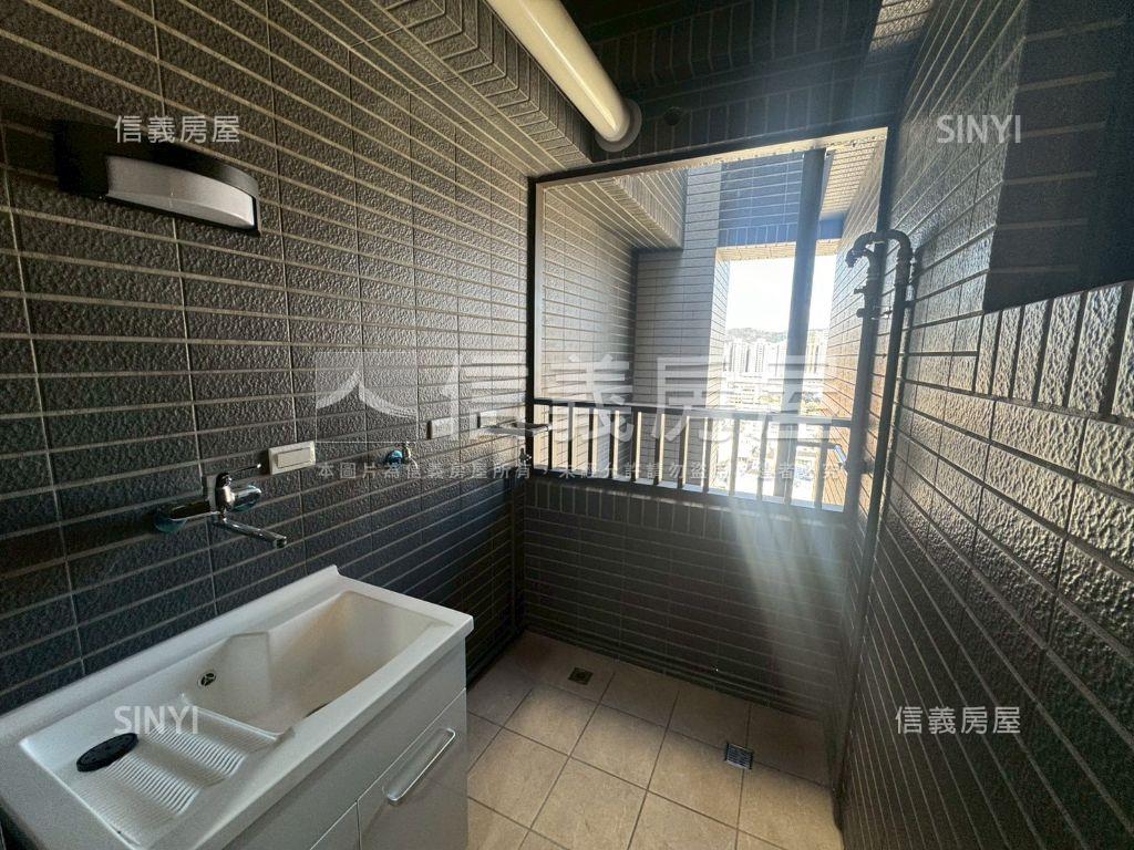 櫻花知築！高樓兩房平車房屋室內格局與周邊環境