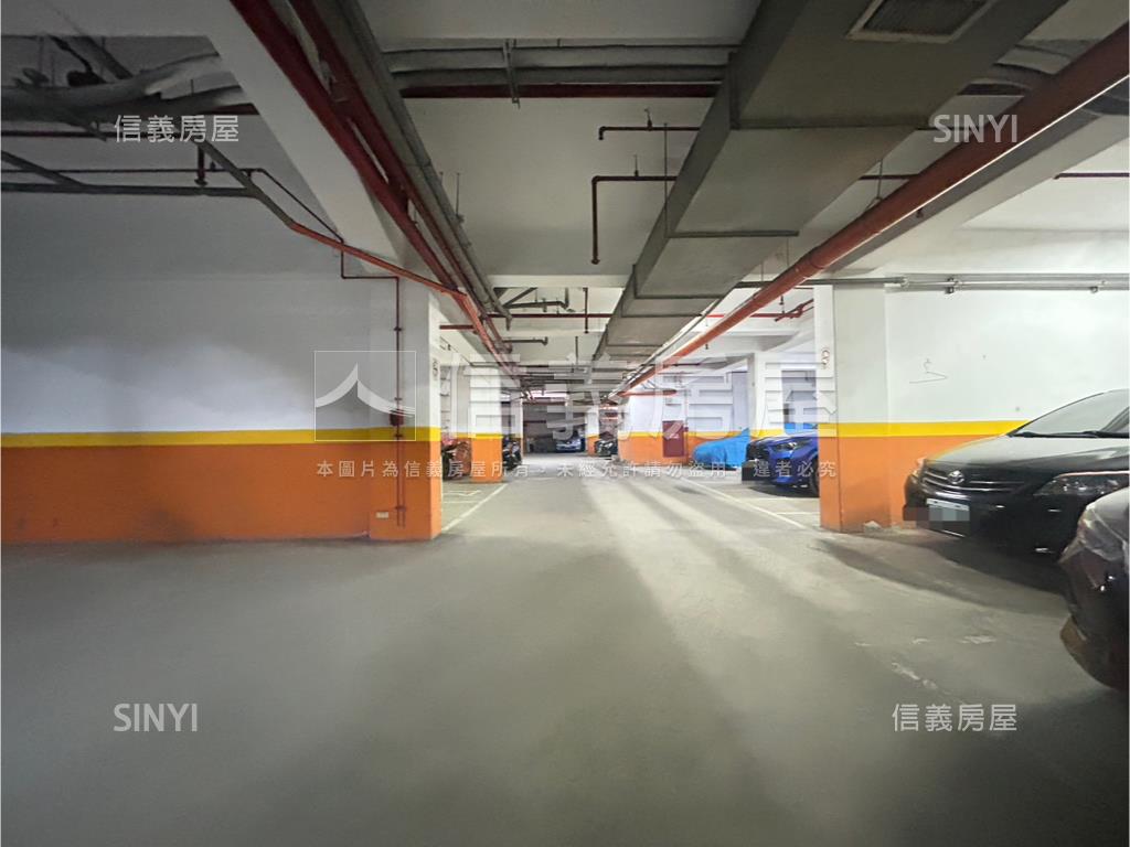 莎莎家堡平面車位房屋室內格局與周邊環境