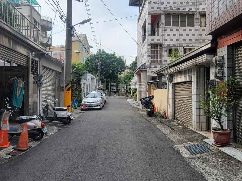 勤益近圖書館✦美套房Ｄ房屋室內格局與周邊環境