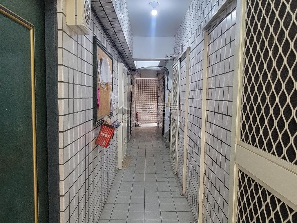 勤益近圖書館✦美套房Ｄ房屋室內格局與周邊環境