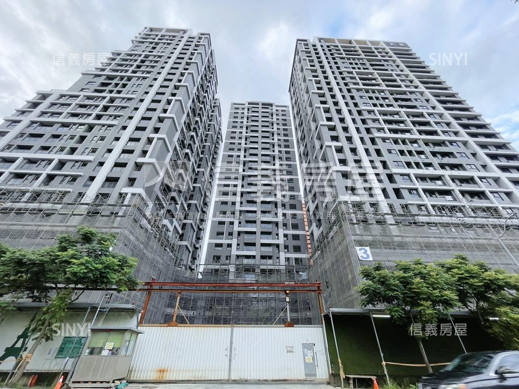 玄泰Ｔ１高樓兩房車位房屋室內格局與周邊環境