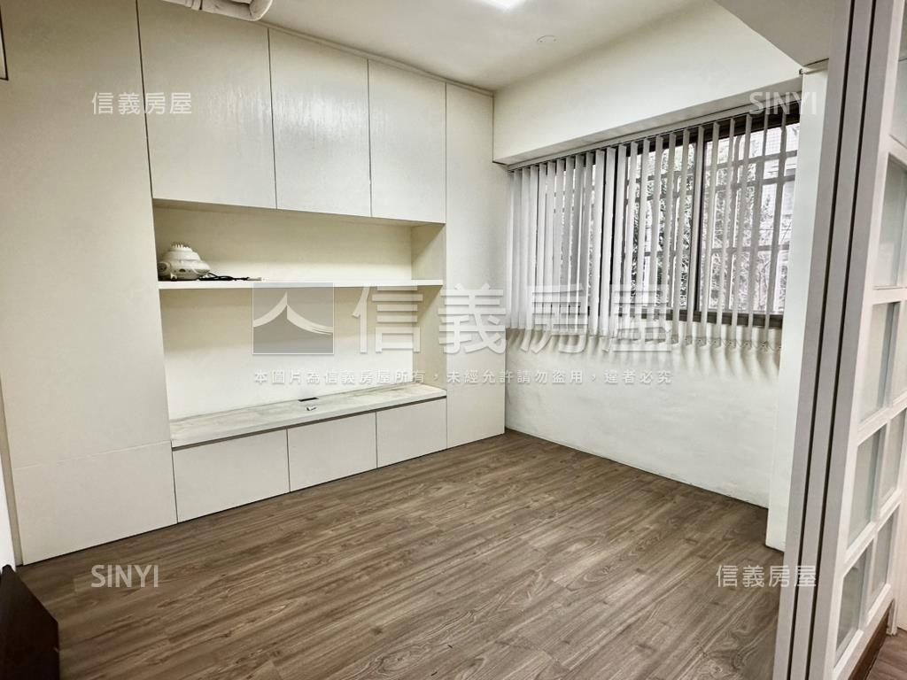 大有商圈一二樓店住房屋室內格局與周邊環境