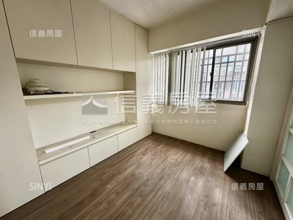 大有商圈一二樓店住房屋室內格局與周邊環境