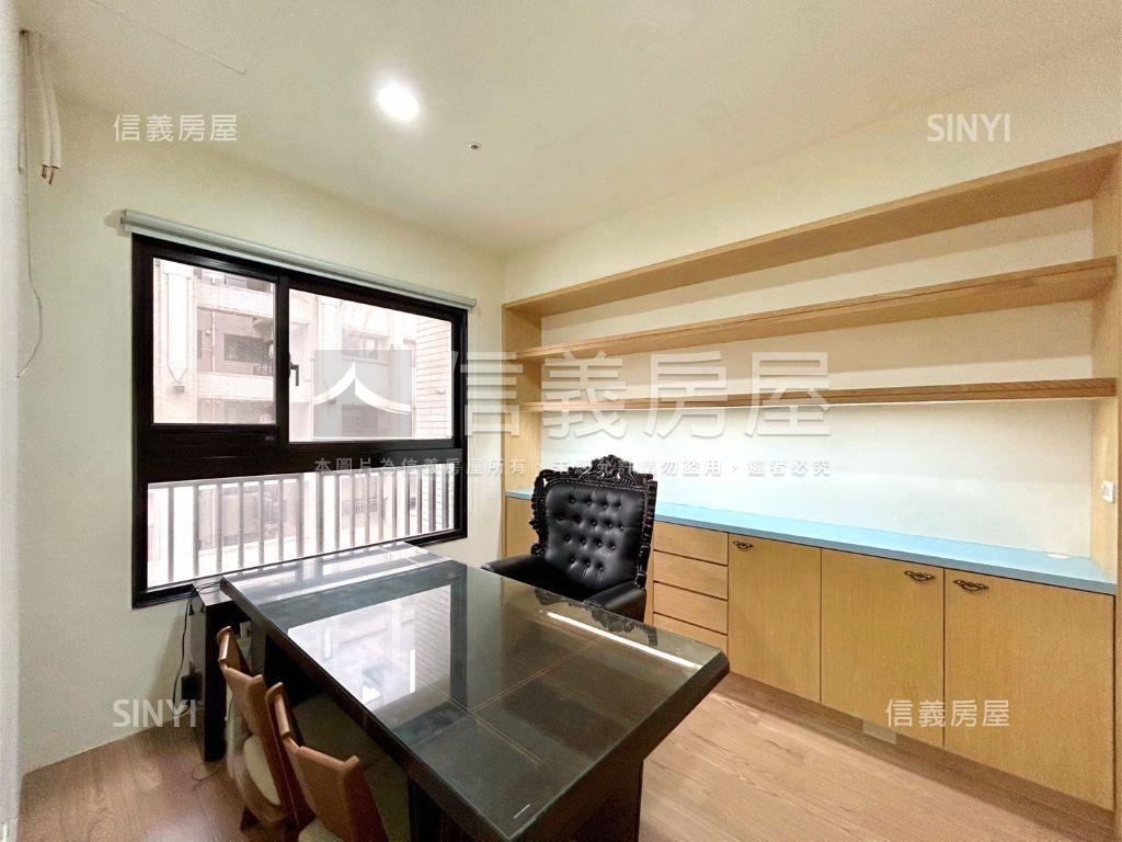 明日軸高樓３房房屋室內格局與周邊環境