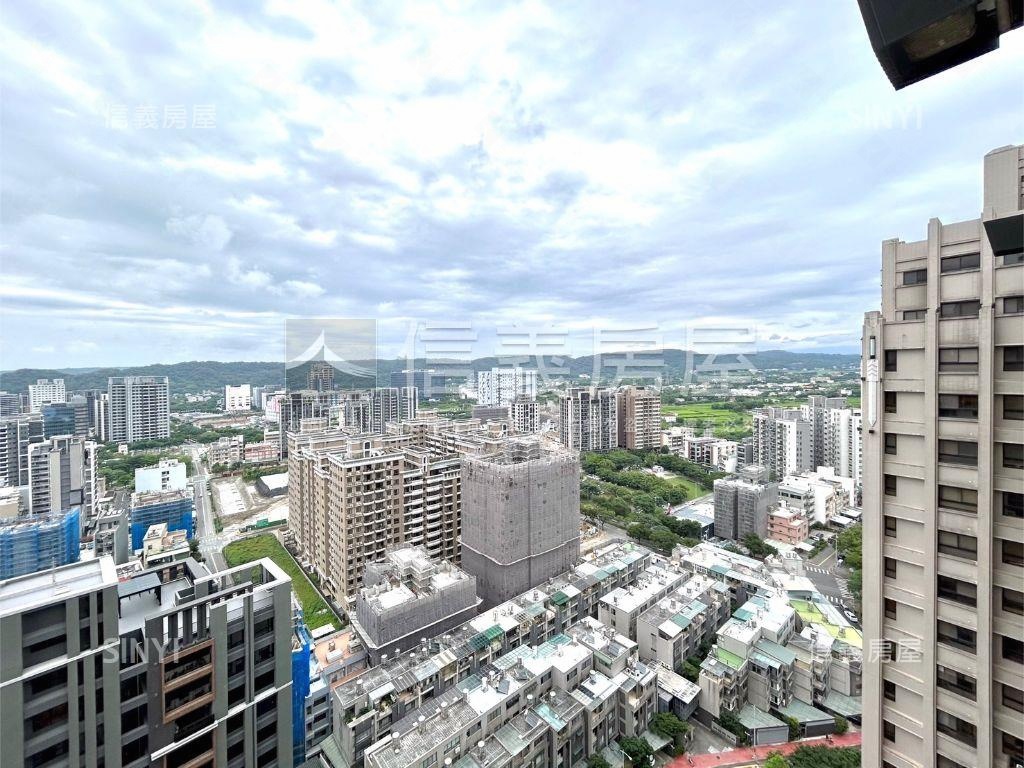 明日軸高樓３房房屋室內格局與周邊環境