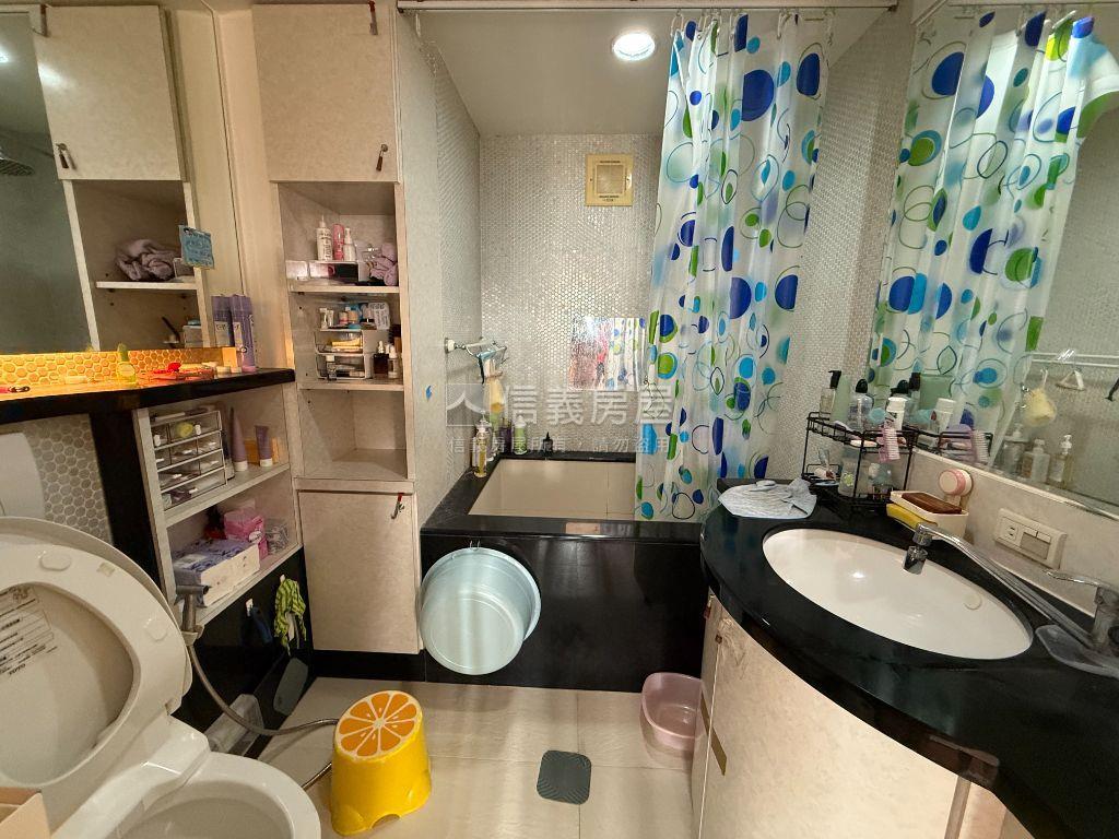 陽光生活朝南房屋室內格局與周邊環境