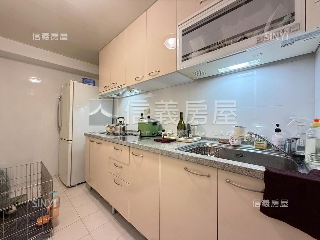 近雙子星．延平電梯大兩房房屋室內格局與周邊環境