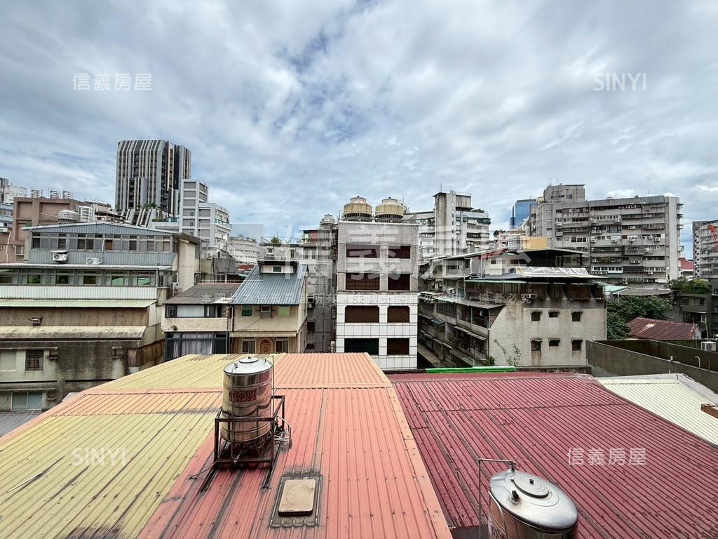 近雙子星．延平電梯大兩房房屋室內格局與周邊環境