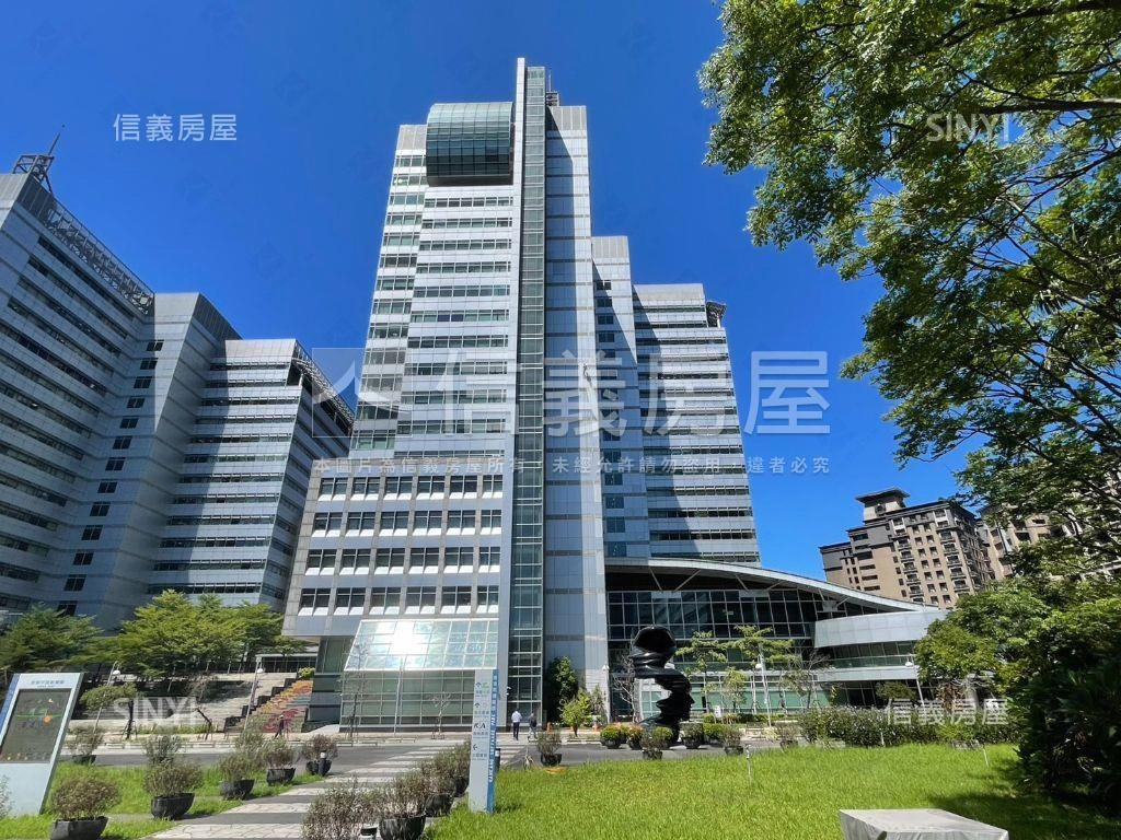 南軟二期高樓方正辦公室房屋室內格局與周邊環境