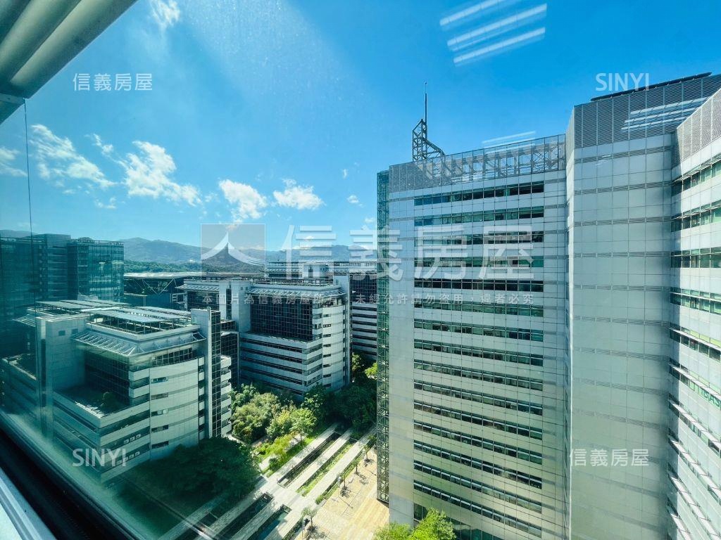 南軟二期高樓方正辦公室房屋室內格局與周邊環境