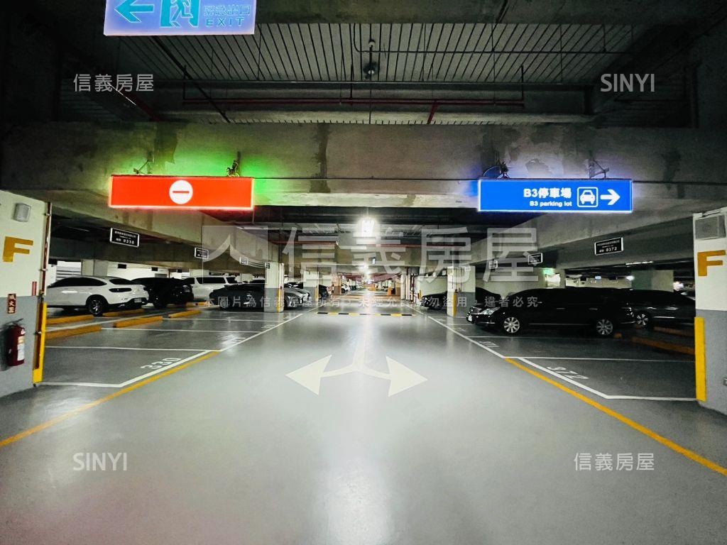 南軟二期高樓方正辦公室房屋室內格局與周邊環境