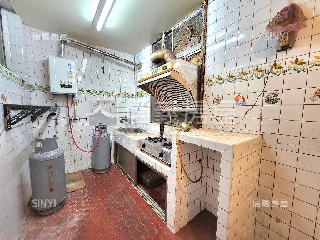 信義二樓臻選✩房屋室內格局與周邊環境