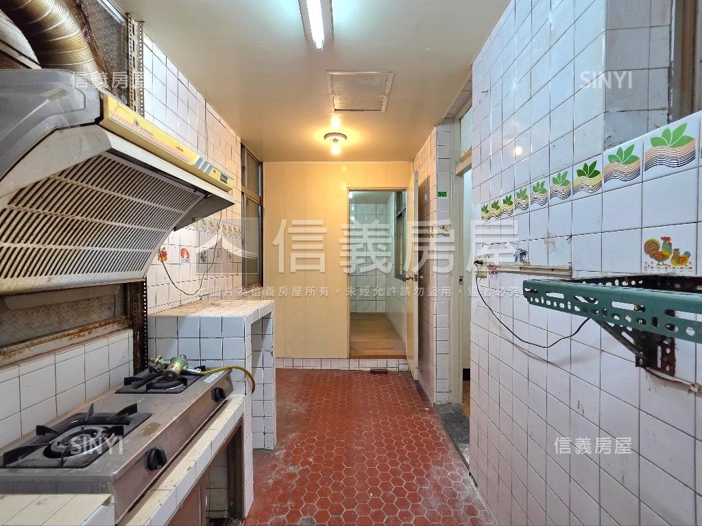 信義二樓臻選✩房屋室內格局與周邊環境