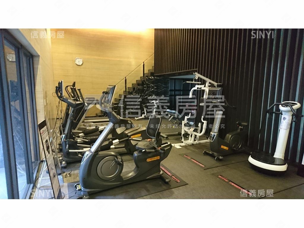 興天地雙車位房屋室內格局與周邊環境