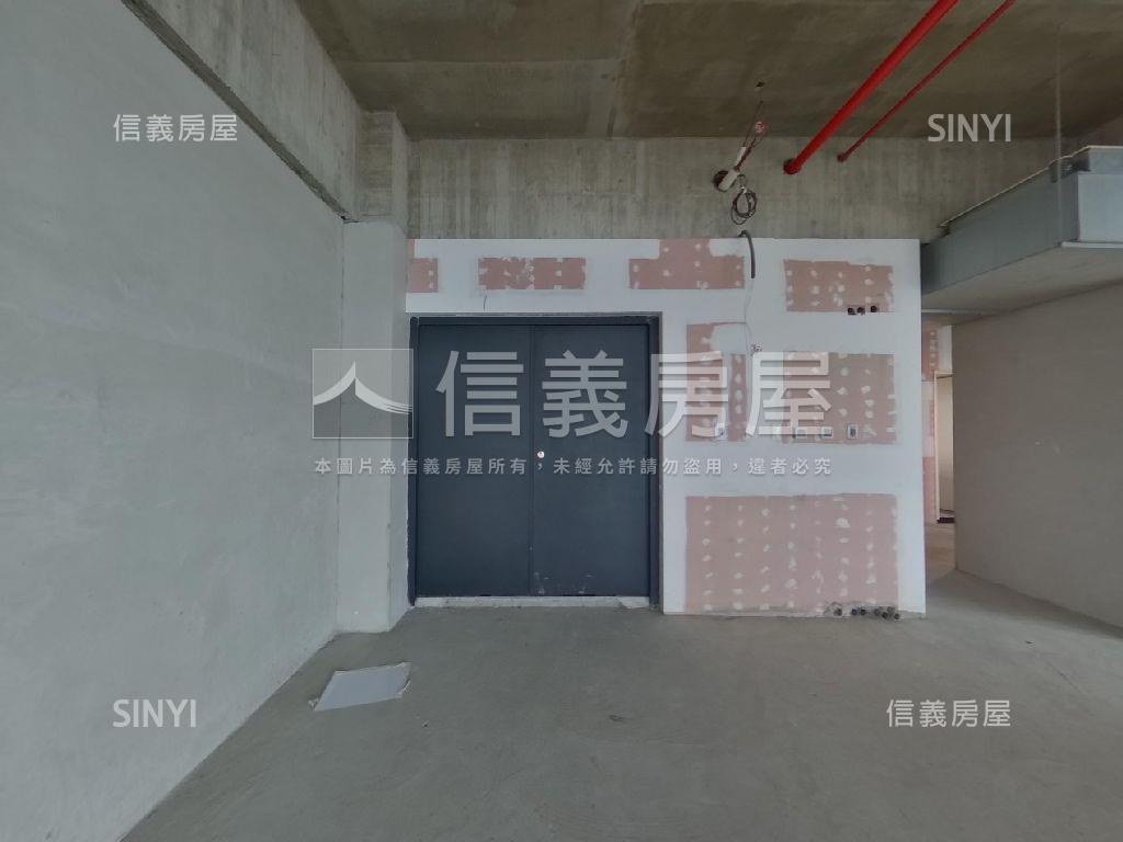 七期ＴＯＰ１商業辦公室房屋室內格局與周邊環境