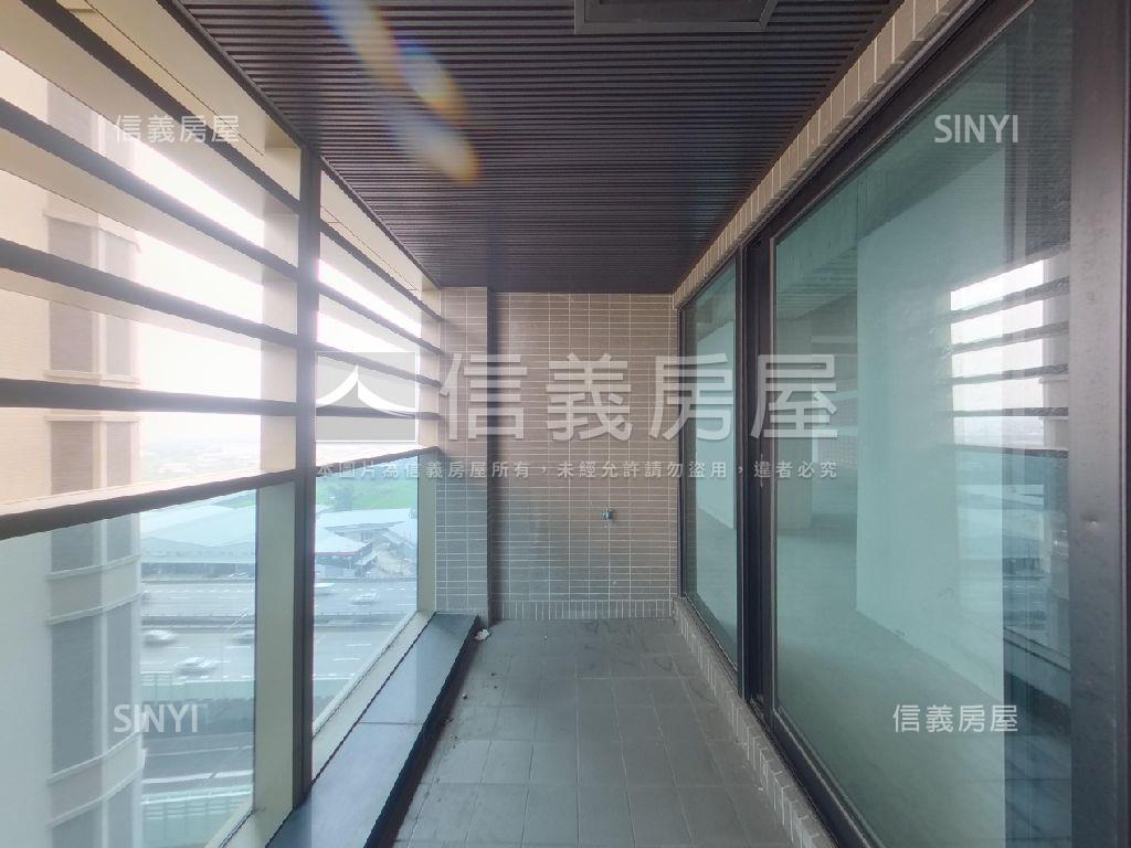 七期ＴＯＰ１商業辦公室房屋室內格局與周邊環境