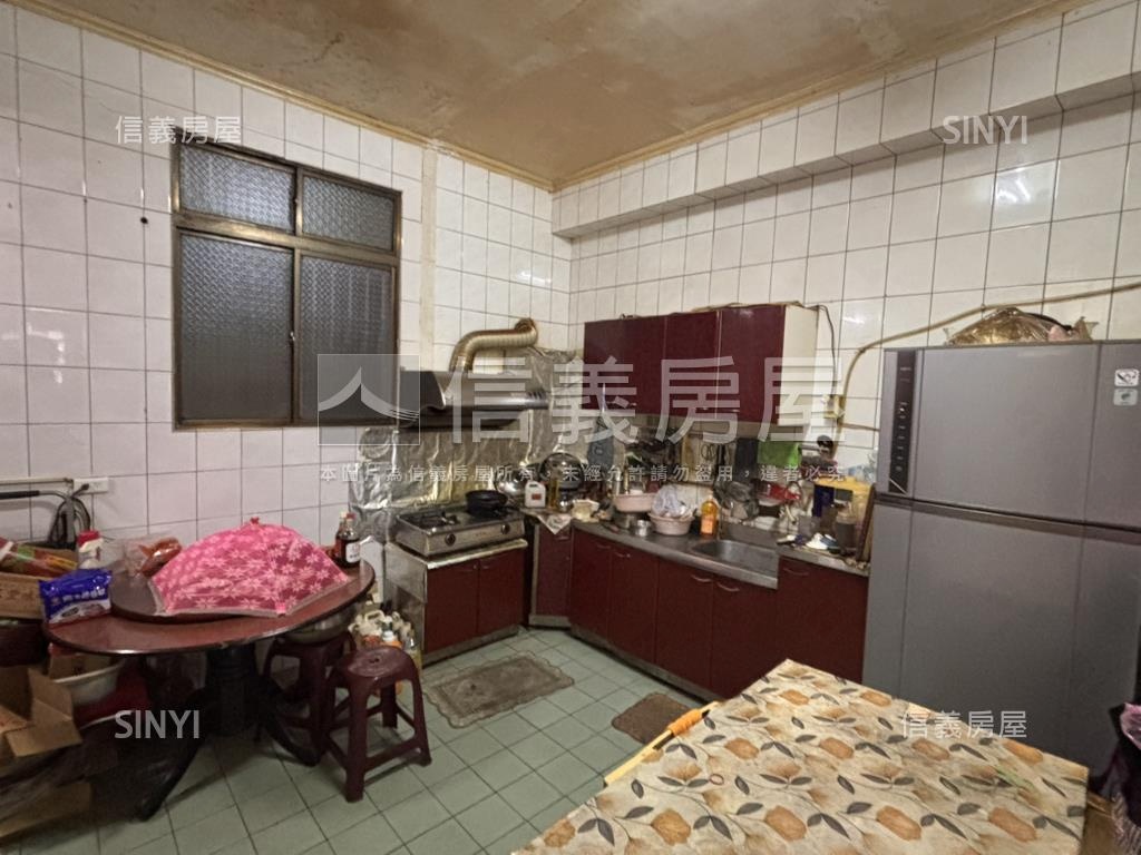 新樹路透天廠房房屋室內格局與周邊環境