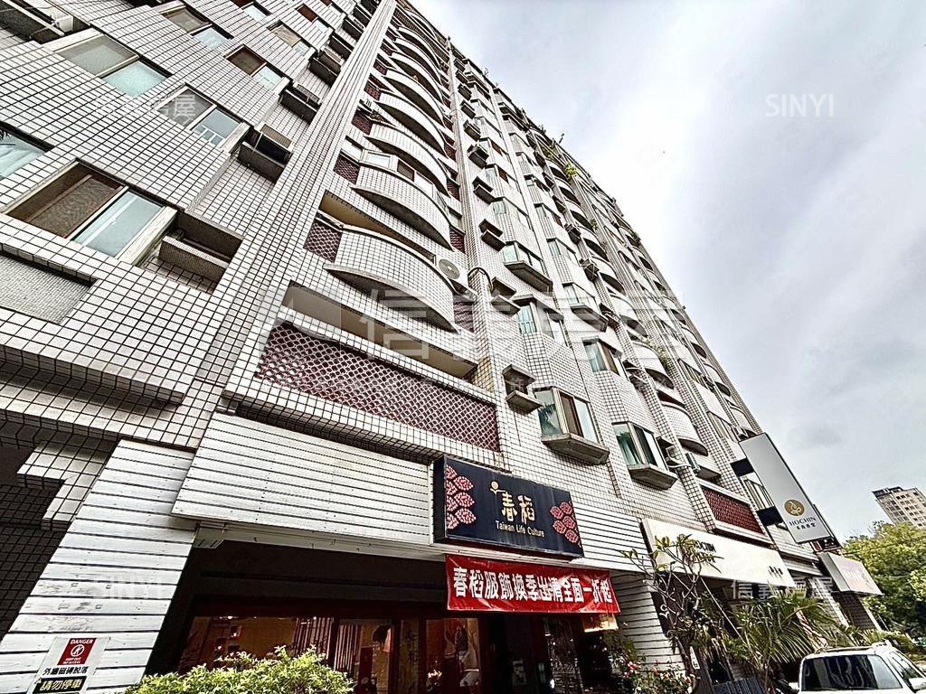 美術園道首排面寬採光金店房屋室內格局與周邊環境
