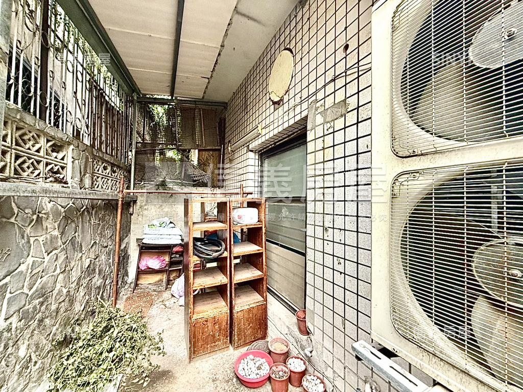 美術園道首排面寬採光金店房屋室內格局與周邊環境