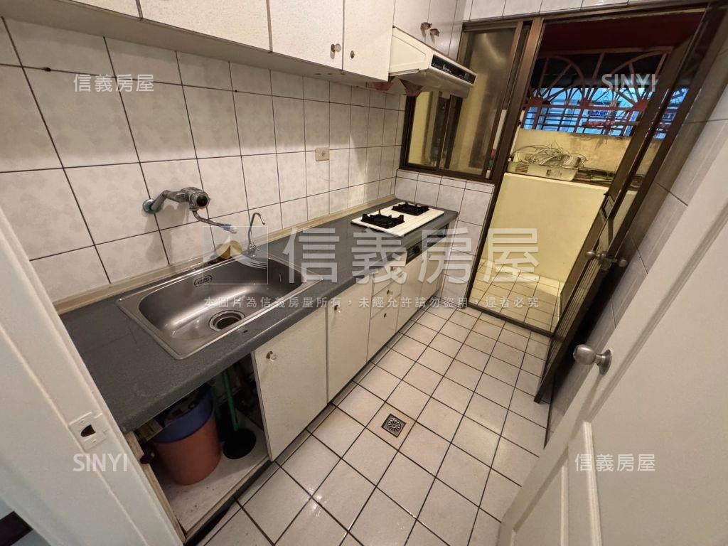 專任☆廣泰路近聯新三房房屋室內格局與周邊環境