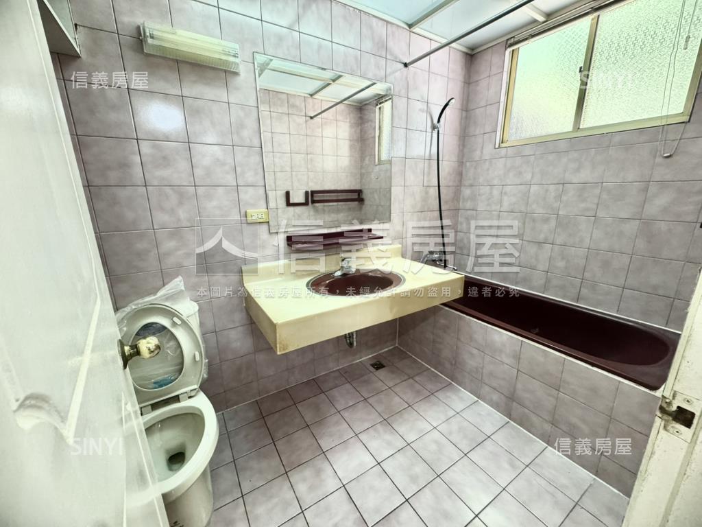 雙敦高樓遠景四房房屋室內格局與周邊環境