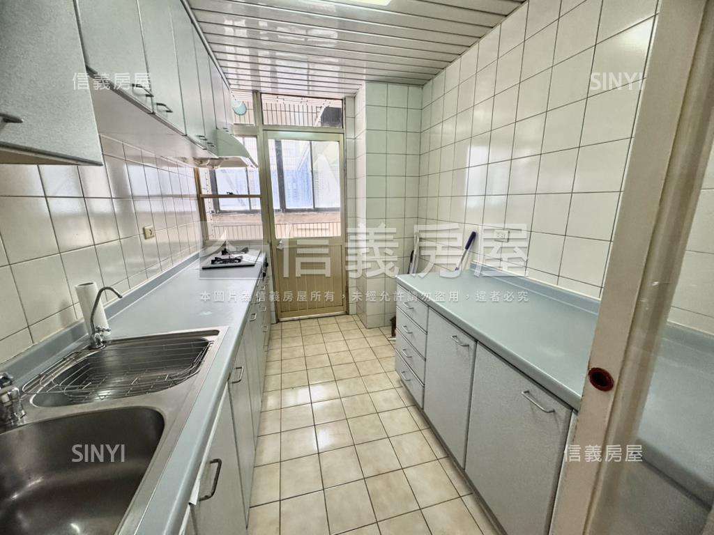 雙敦高樓遠景四房房屋室內格局與周邊環境