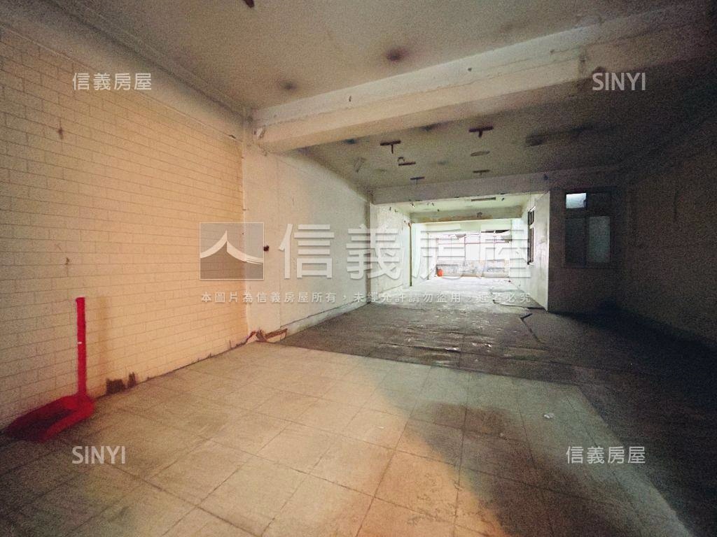 正東湖路車水馬龍住辦２樓房屋室內格局與周邊環境