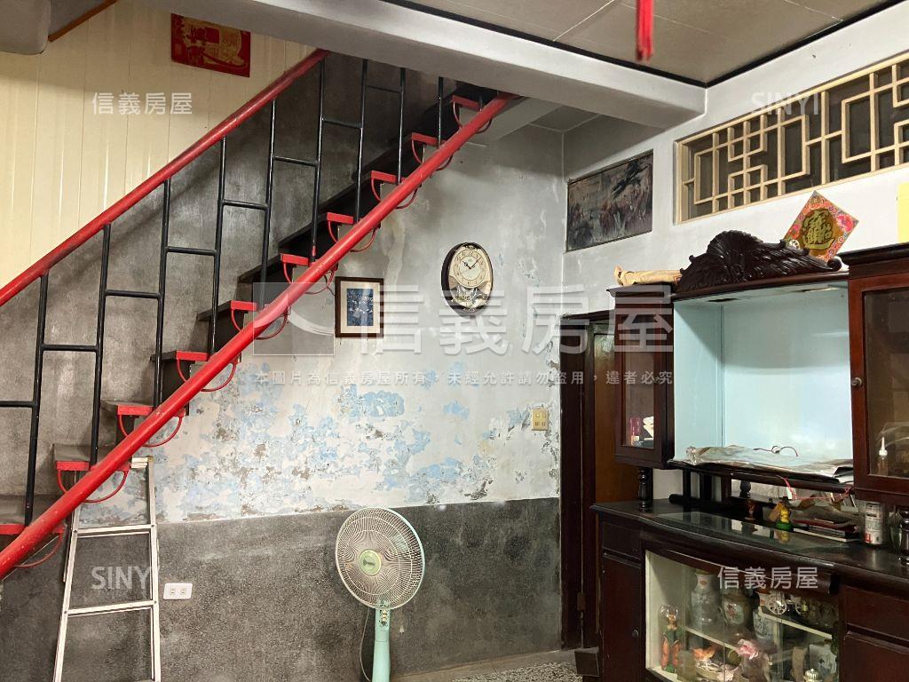 中西區和平街獨棟透天房屋室內格局與周邊環境