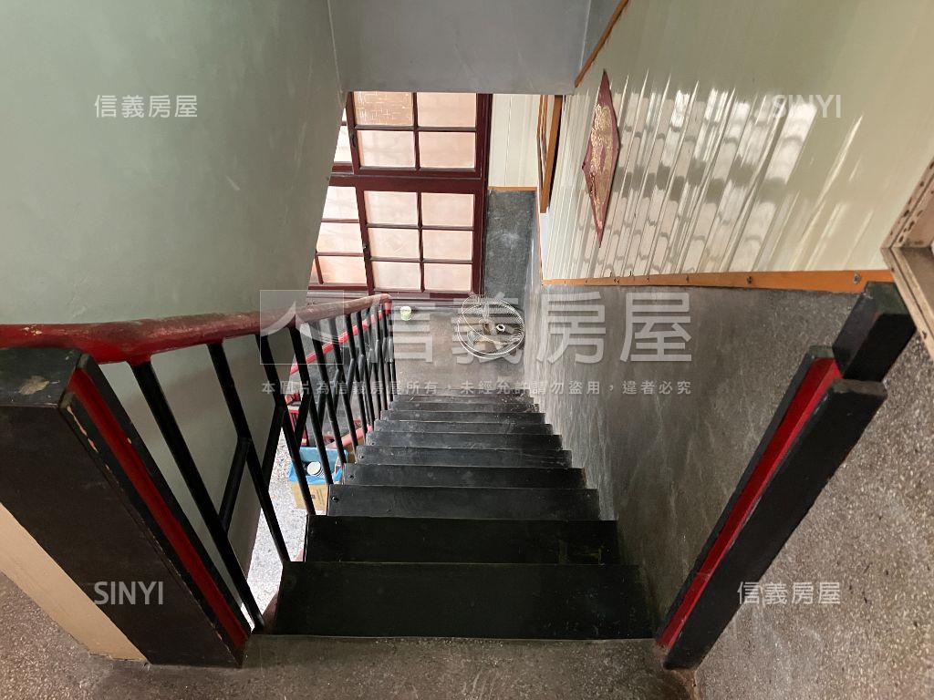 中西區和平街獨棟透天房屋室內格局與周邊環境