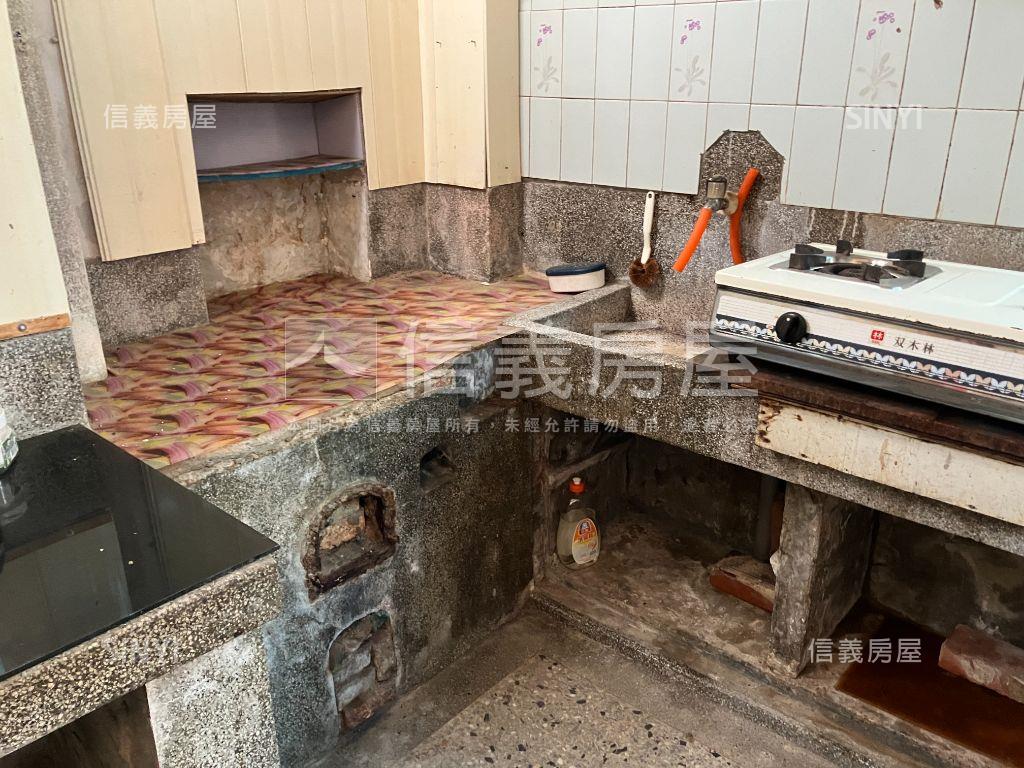 中西區和平街獨棟透天房屋室內格局與周邊環境