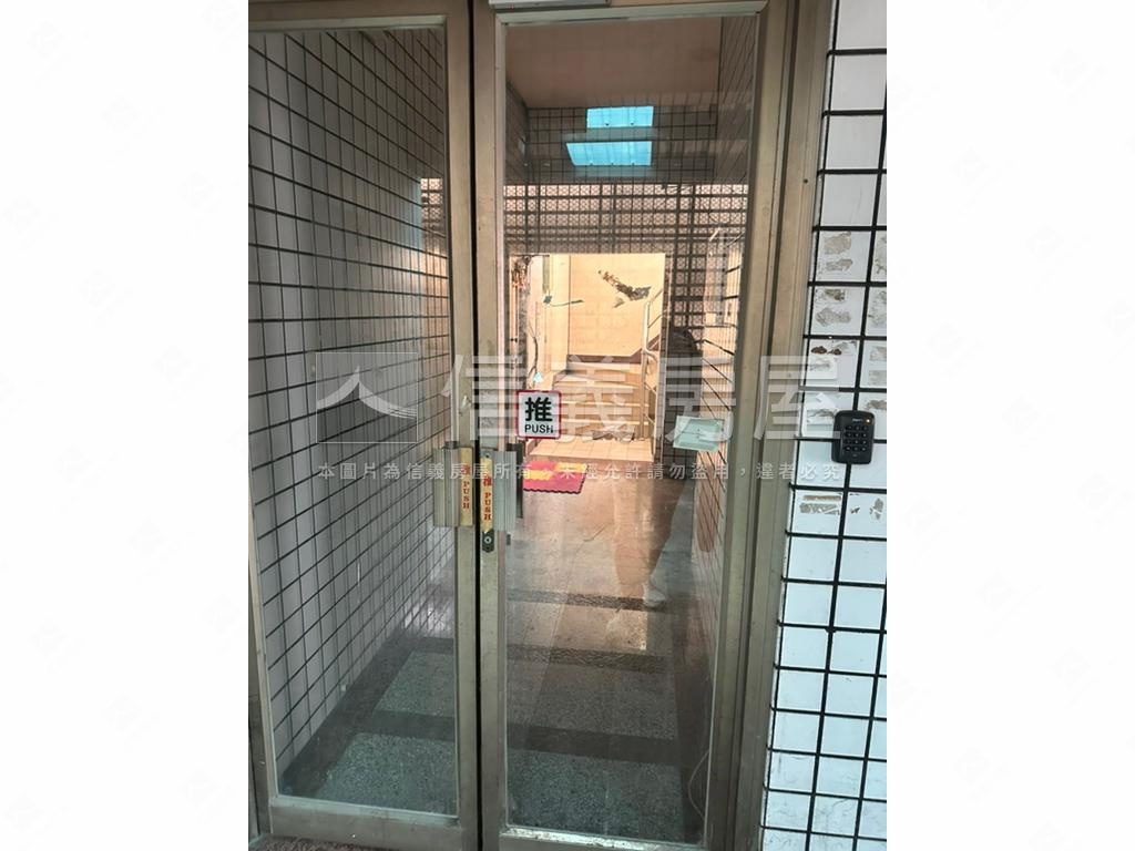 【推薦】南台街採光套房房屋室內格局與周邊環境