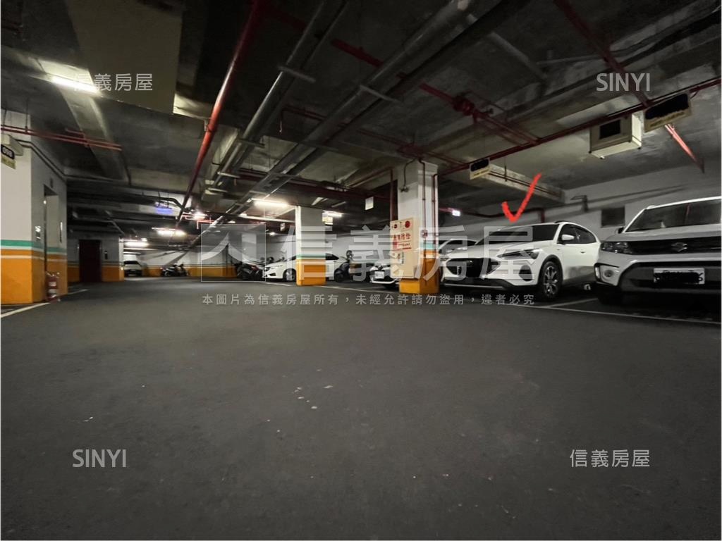 專任美麗家園三房一室車位房屋室內格局與周邊環境